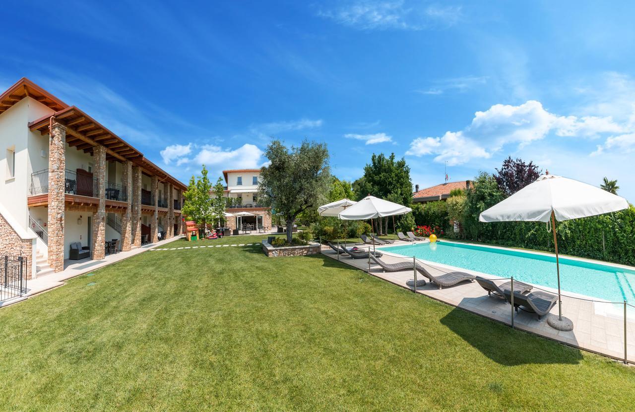 Agriturismo Corte Aurea Десенцано дел Гарда Екстериор снимка