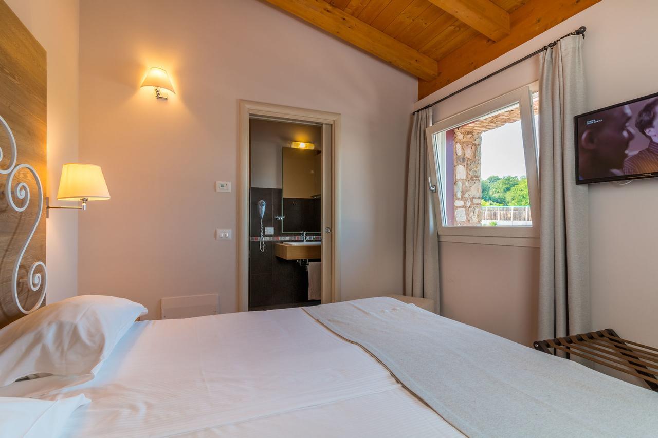 Agriturismo Corte Aurea Десенцано дел Гарда Екстериор снимка