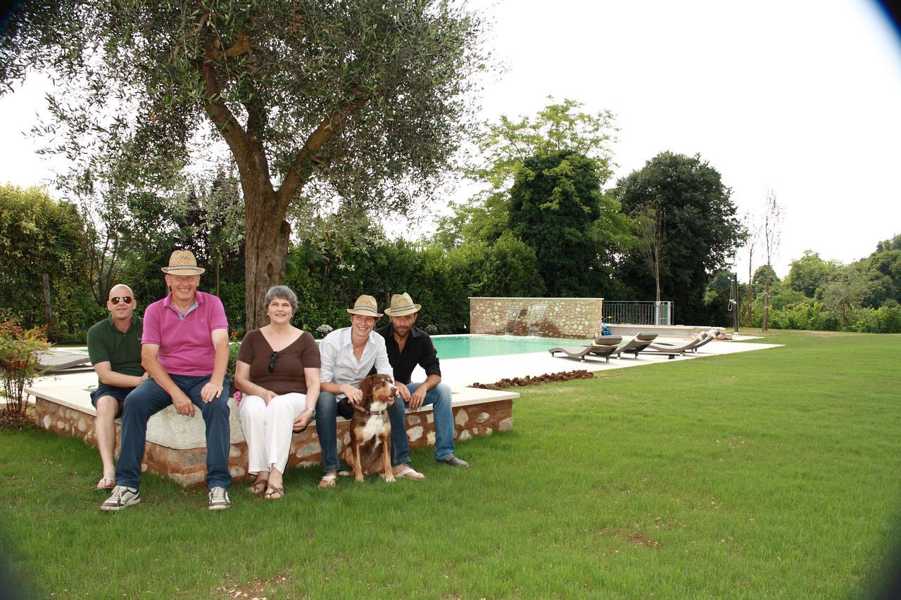 Agriturismo Corte Aurea Десенцано дел Гарда Екстериор снимка