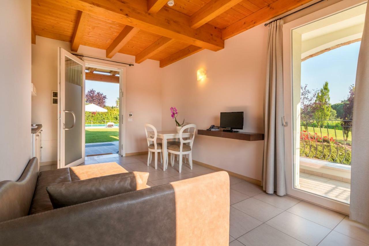 Agriturismo Corte Aurea Десенцано дел Гарда Екстериор снимка