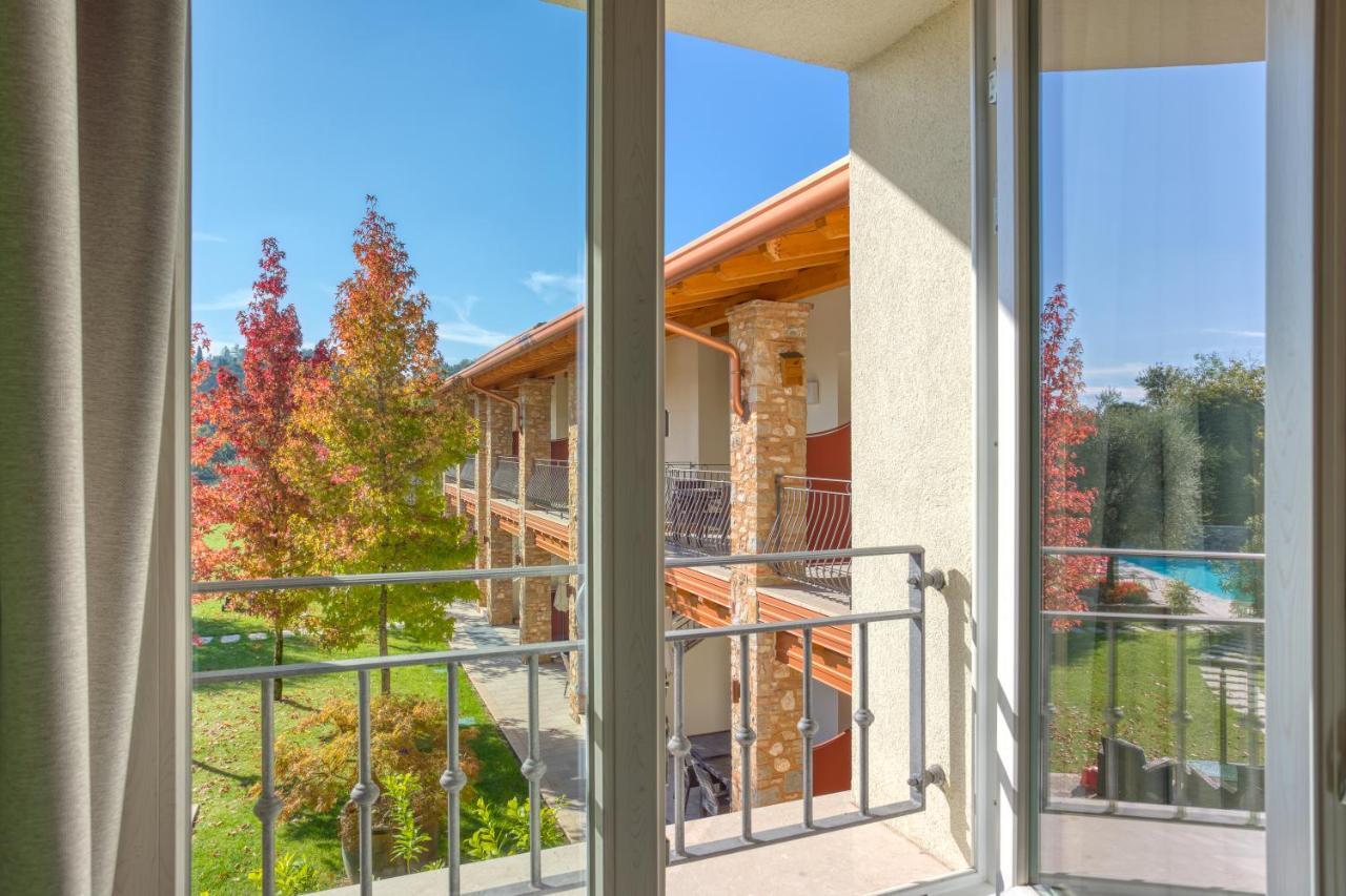 Agriturismo Corte Aurea Десенцано дел Гарда Екстериор снимка